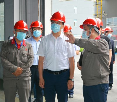 落實(shí)防汛工作 筑牢安全防線|濰坊市委書(shū)記惠新安調(diào)研山東國(guó)邦藥業(yè)防汛及汛期企業(yè)安全生產(chǎn)工作