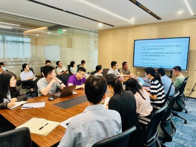心有所畏，方能言有所戒、行有所止——國邦醫(yī)藥組織第二期“法隨我行”系列宣講活動
